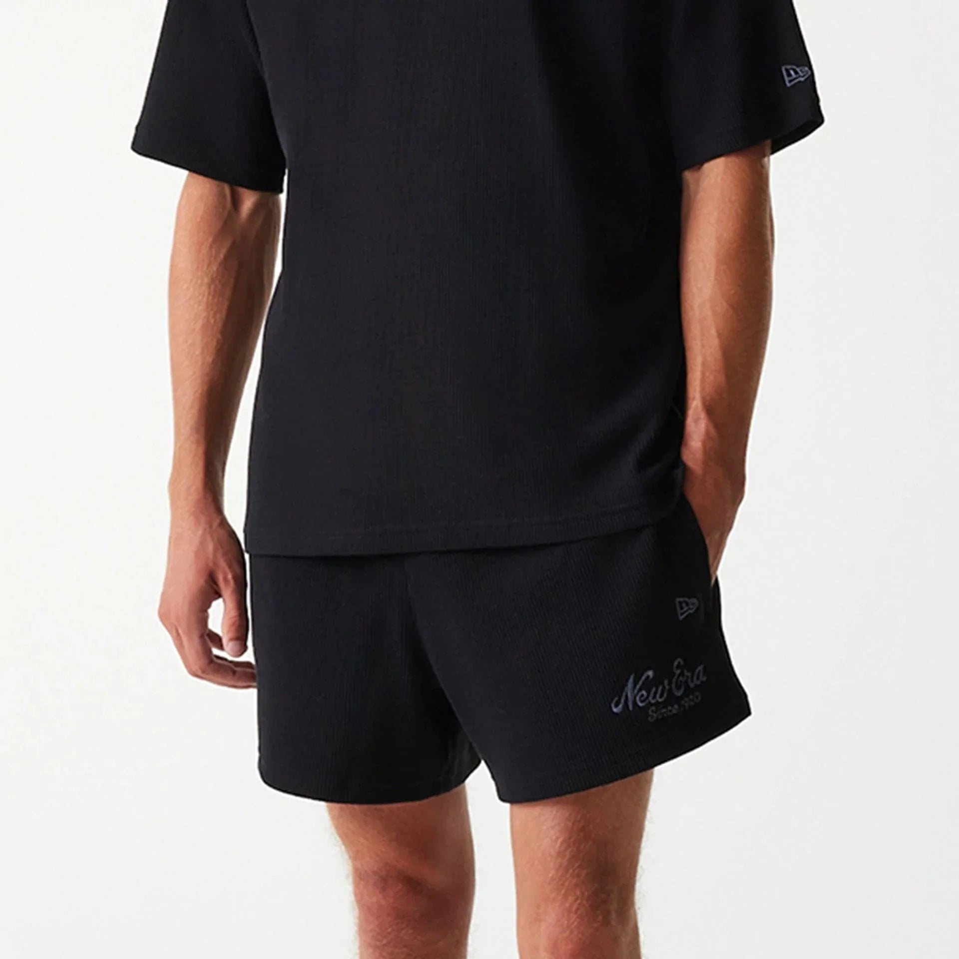 New Era - MLB WAFFLE Shorts - Black - Headz Up 