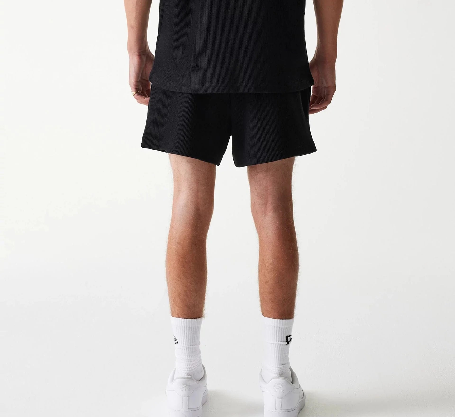 New Era - MLB WAFFLE Shorts - Black - Headz Up 