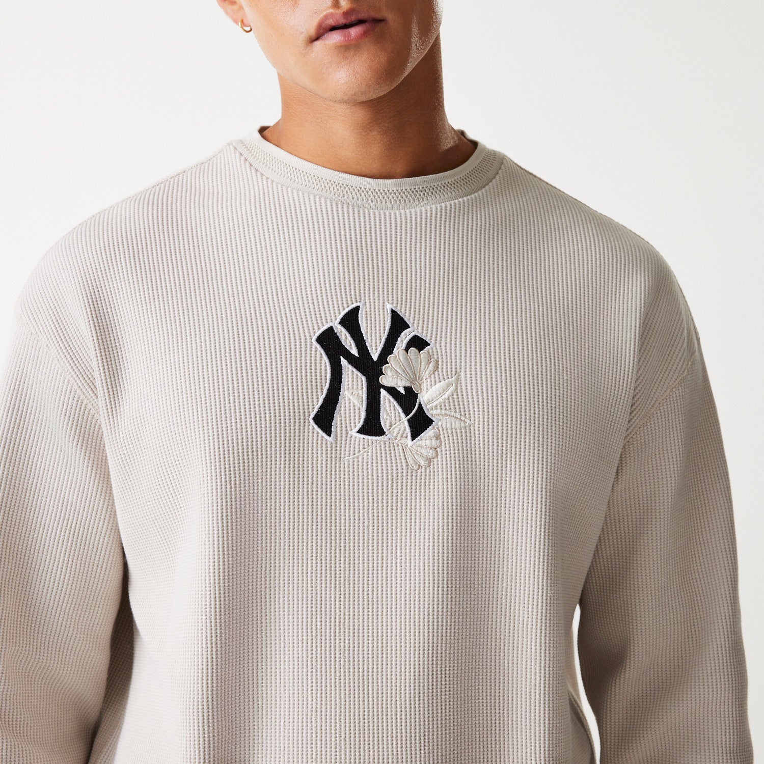 New Era - MLB WAFFLE - Oversize Crewneck - New York Yankees - Stone - Headz Up 