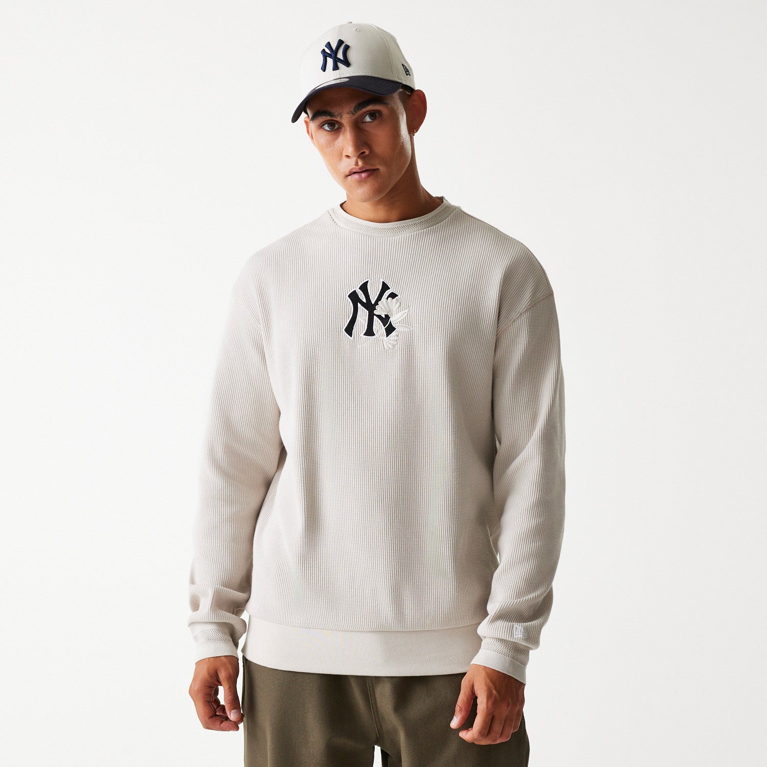 New Era - MLB WAFFLE - Oversize Crewneck - New York Yankees - Stone - Headz Up 