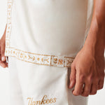 New Era - MLB Taping Revere Shirt - New York Yankees - Off White - Headz Up 