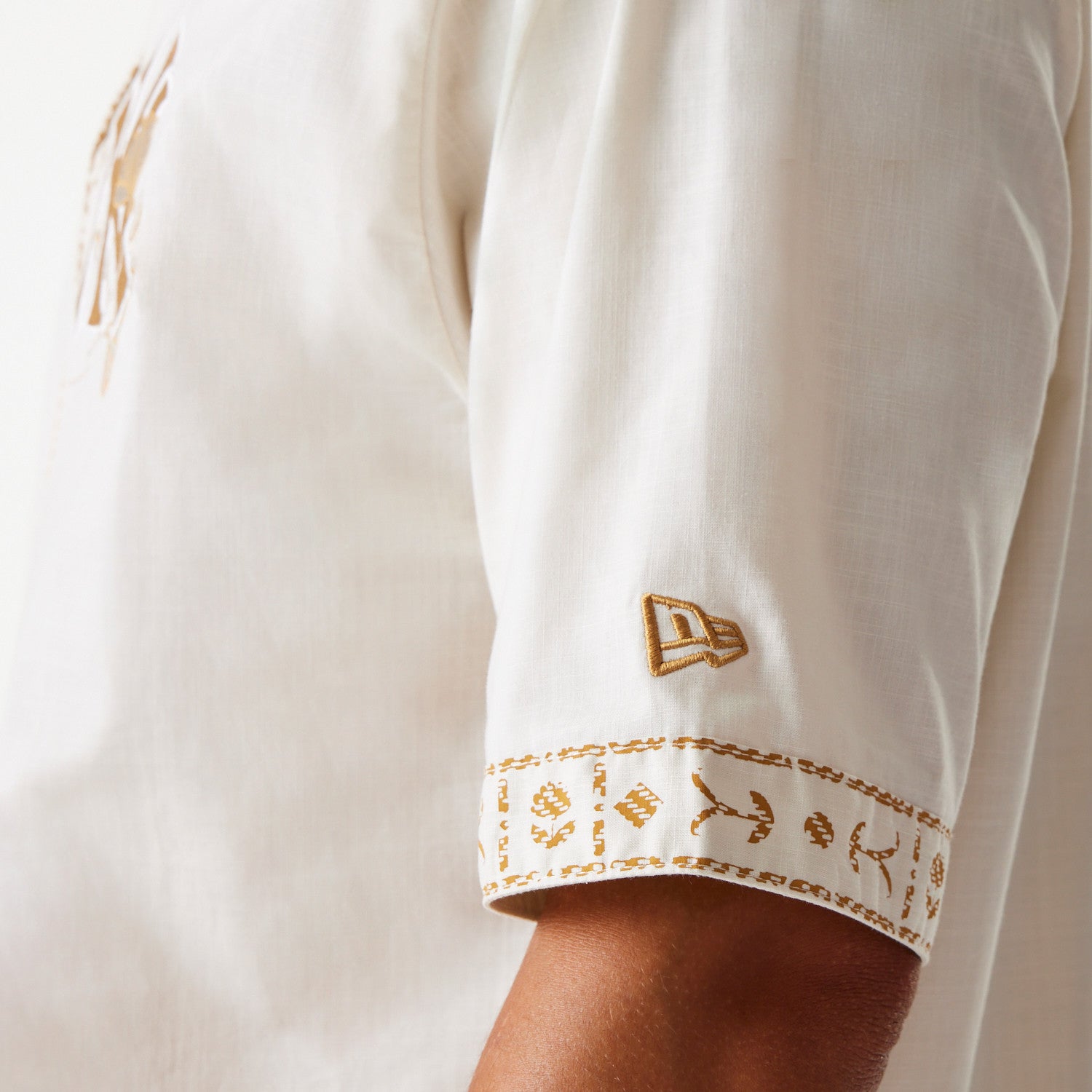 New Era - MLB Taping Revere Shirt - New York Yankees - Off White - Headz Up 