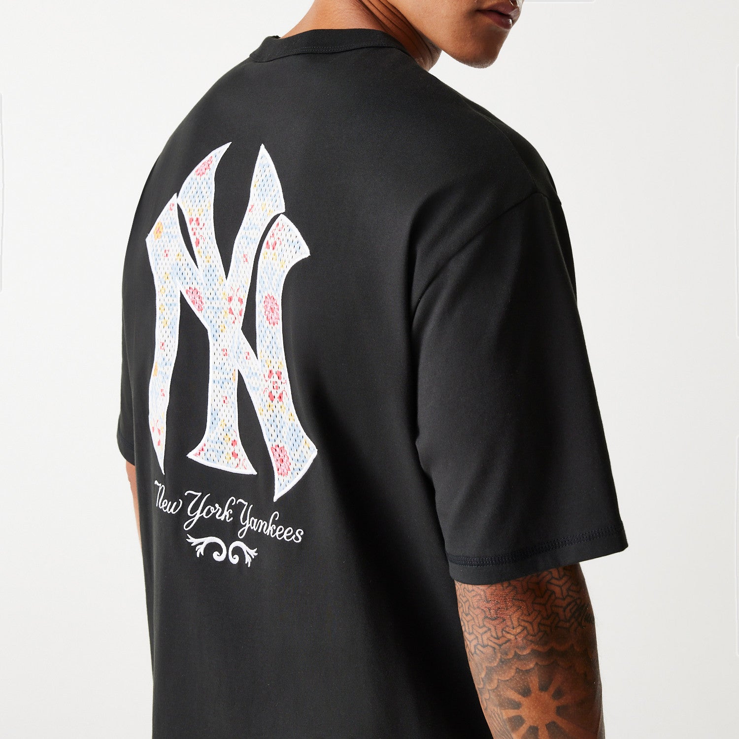 New Era - MLB Infill Oversized Tee - New York Yankees - Black - Headz Up 