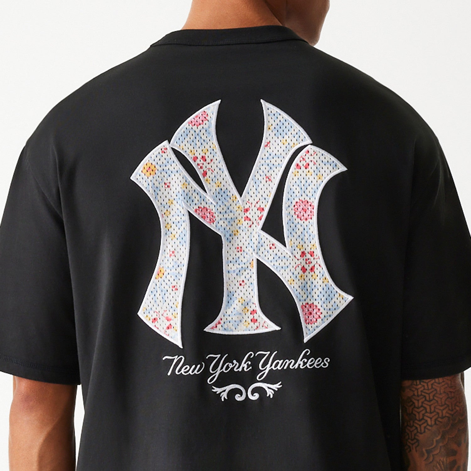 New Era - MLB Infill Oversized Tee - New York Yankees - Black - Headz Up 