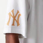 New Era - MLB Graphic Revere Shirt - New York Yankees - White - Headz Up 