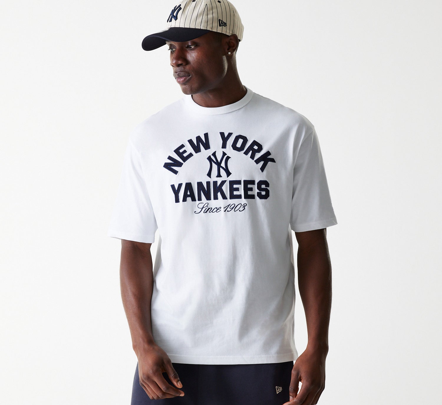 New Era - MLB HERITAGE OS TEE - New York Yankees - White - Headz Up 