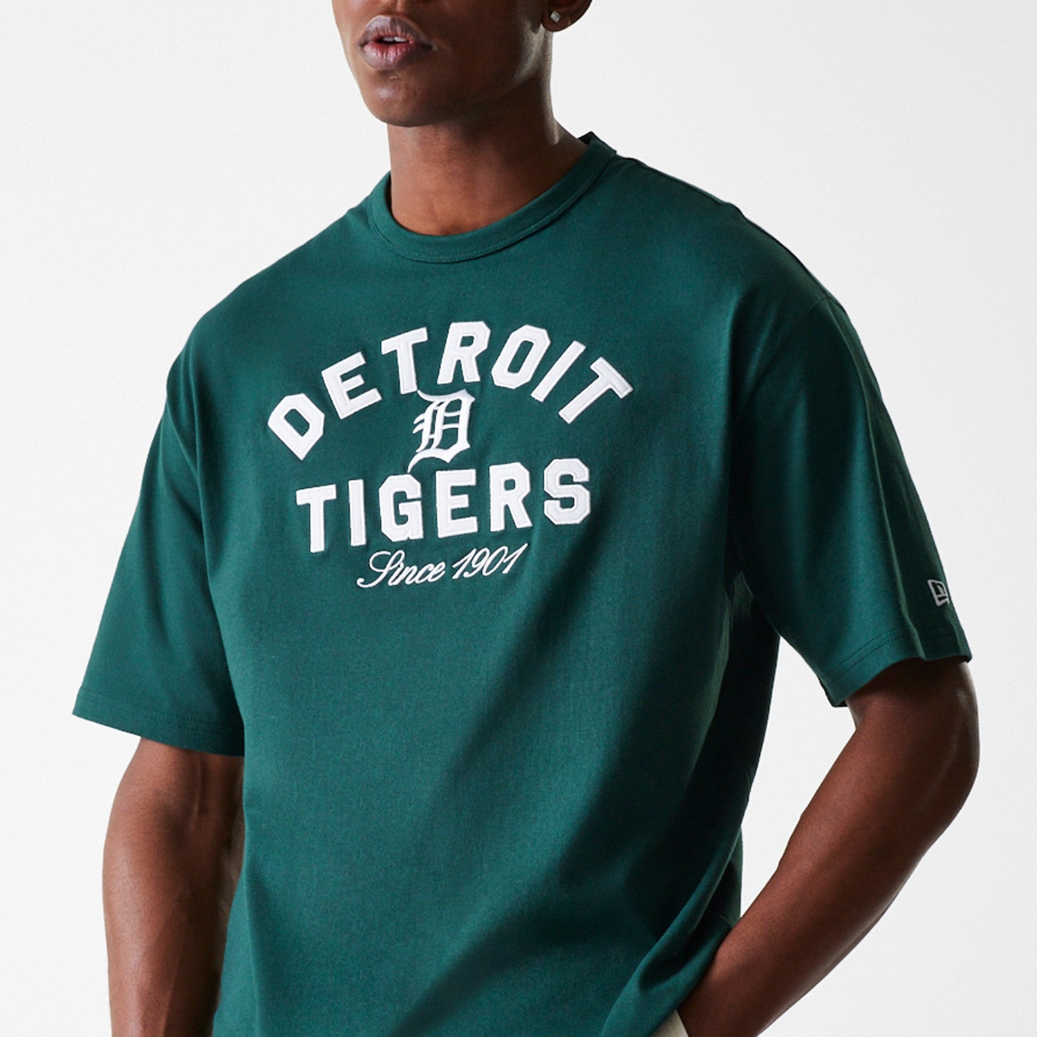 New Era - MLB HERITAGE OS TEE - Detroit Tigers - Dark green - Headz Up 