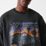 New Era - NBA WASHED GRPHC OS CREW - Los Angeles Lakers - Grey - Headz Up 
