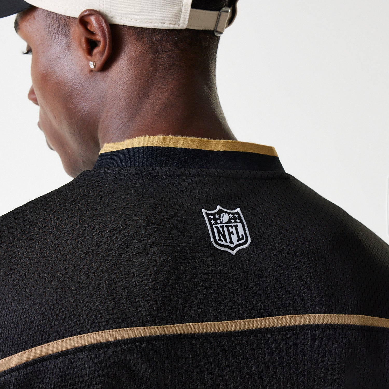 New Era - NFL GRPHC JERSEY Tee - San Francisco 49ers - Black - Headz Up 