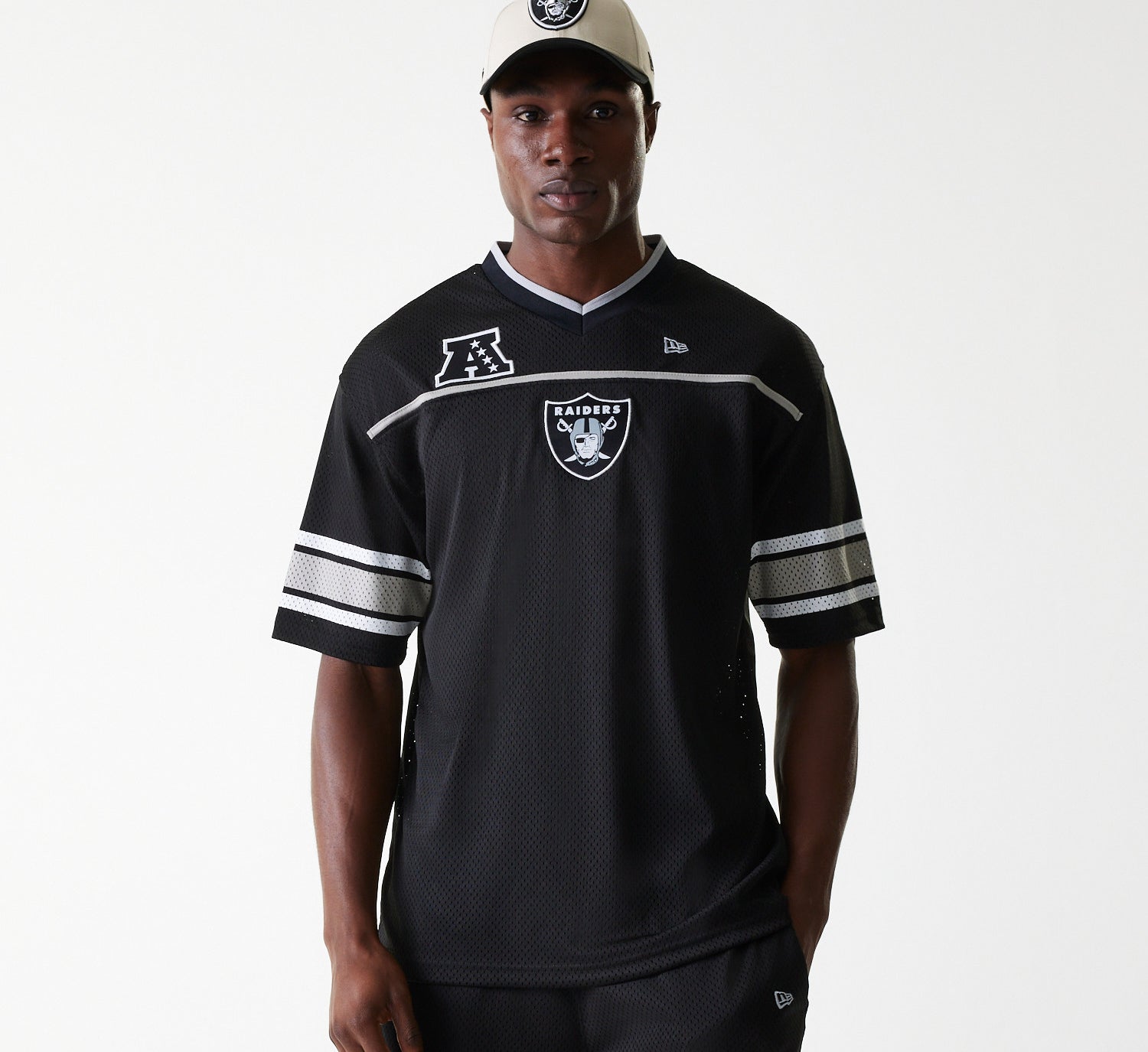 New Era - NFL GRPHC JERSEY TEE - Las Vegas Raiders - Black - Headz Up 