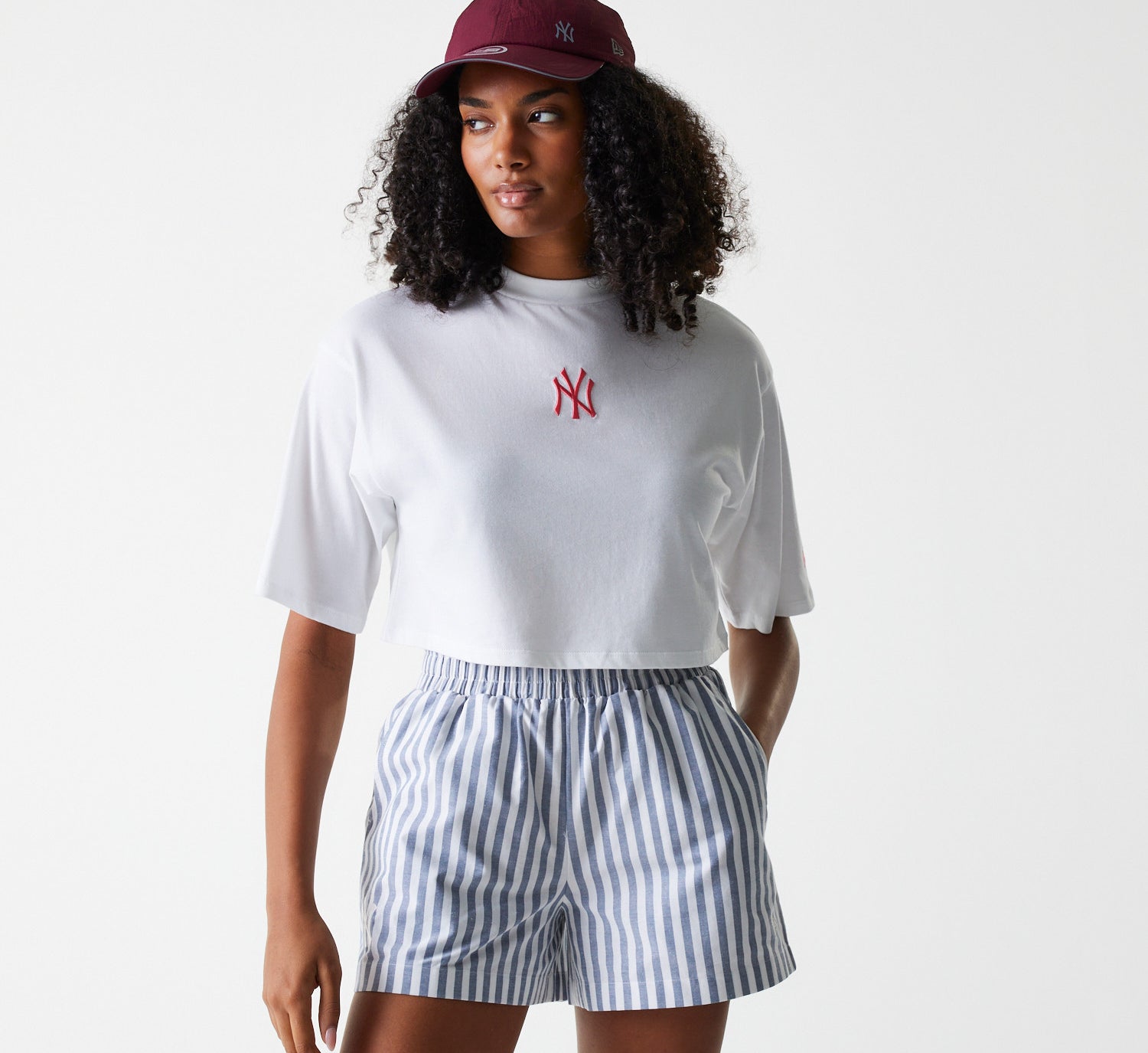 New Era - WMNS MLB STRIPE SHORT - New York Yankees - Blue - Headz Up 