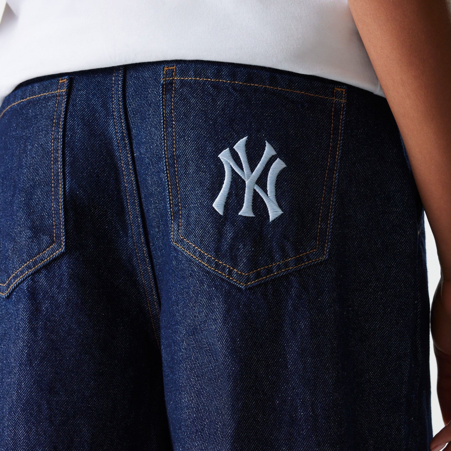New Era - WMNS MLB WIDE LEG DENIM PANT - NEW YORK YANKEES - DK Blue - Headz Up 
