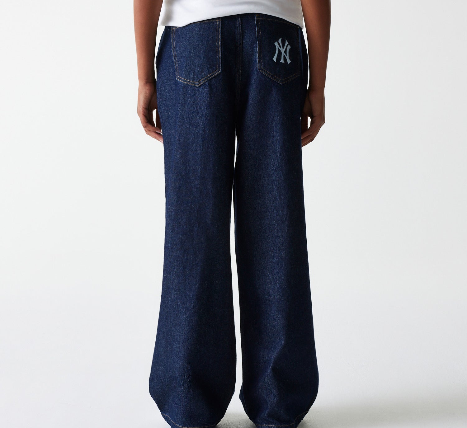 New Era - WMNS MLB WIDE LEG DENIM PANT - NEW YORK YANKEES - DK Blue - Headz Up 