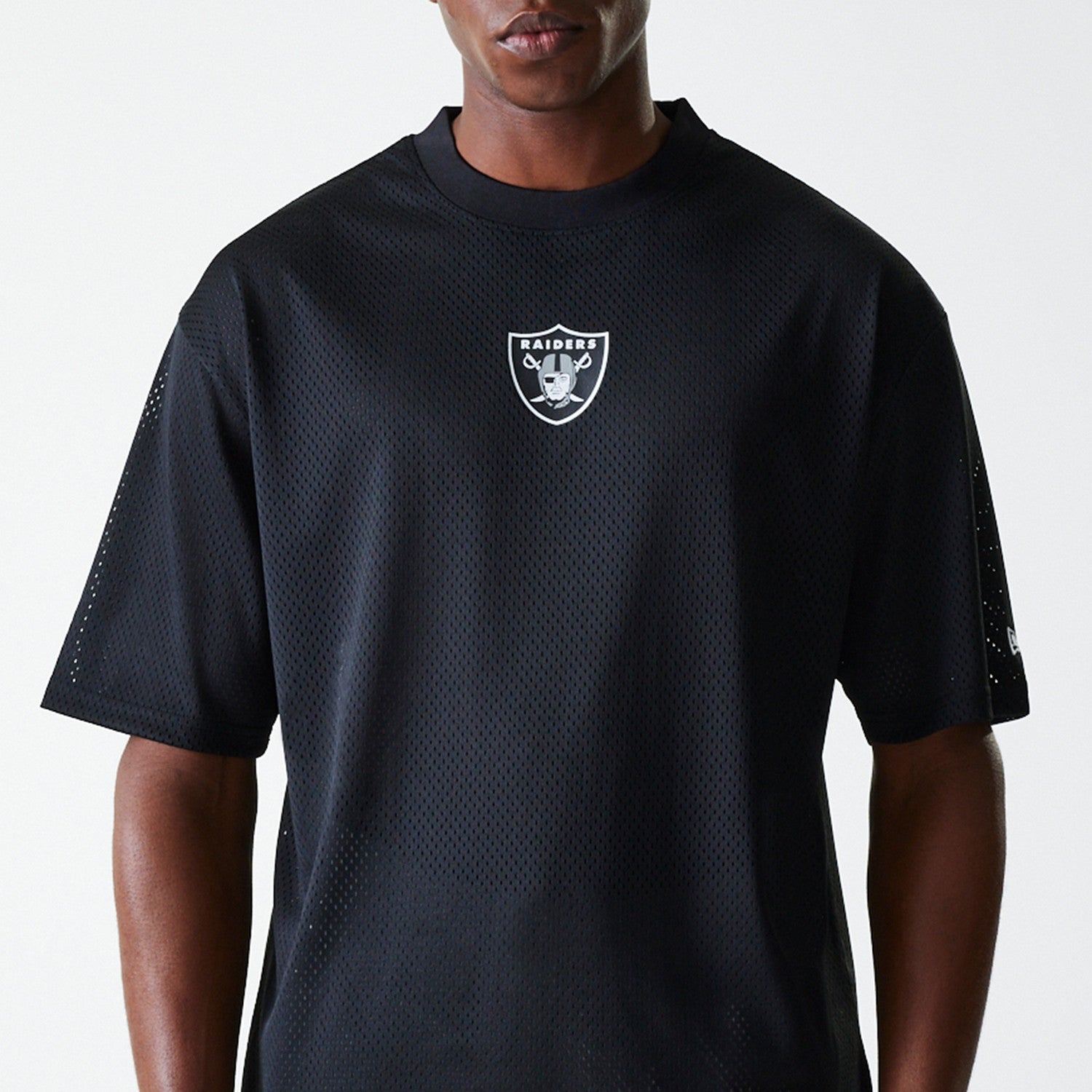New Era - NFL ESSENTIALS OS MESH TEE - Las Vegas Raiders - Black - Headz Up 
