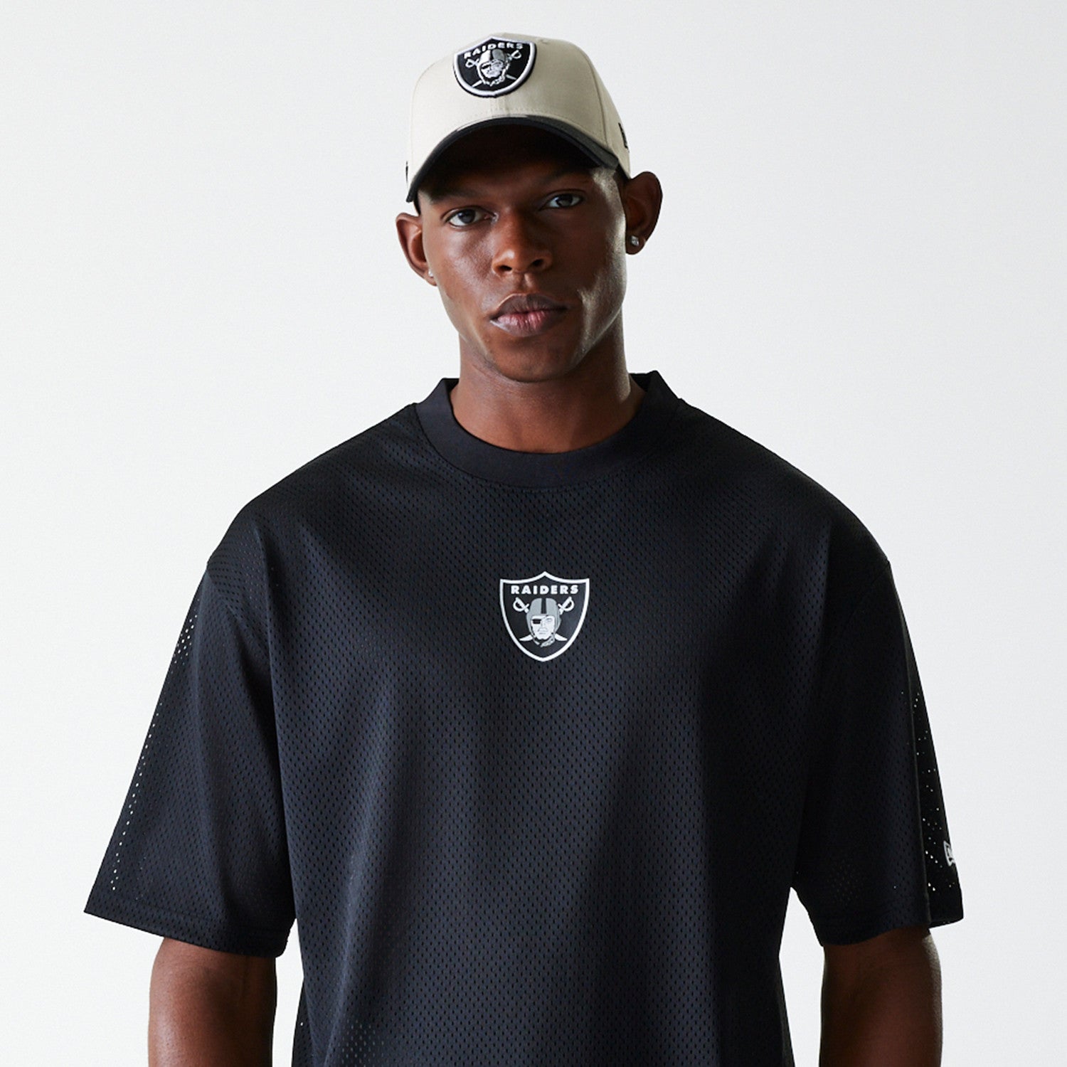 New Era - NFL ESSENTIALS OS MESH TEE - Las Vegas Raiders - Black - Headz Up 