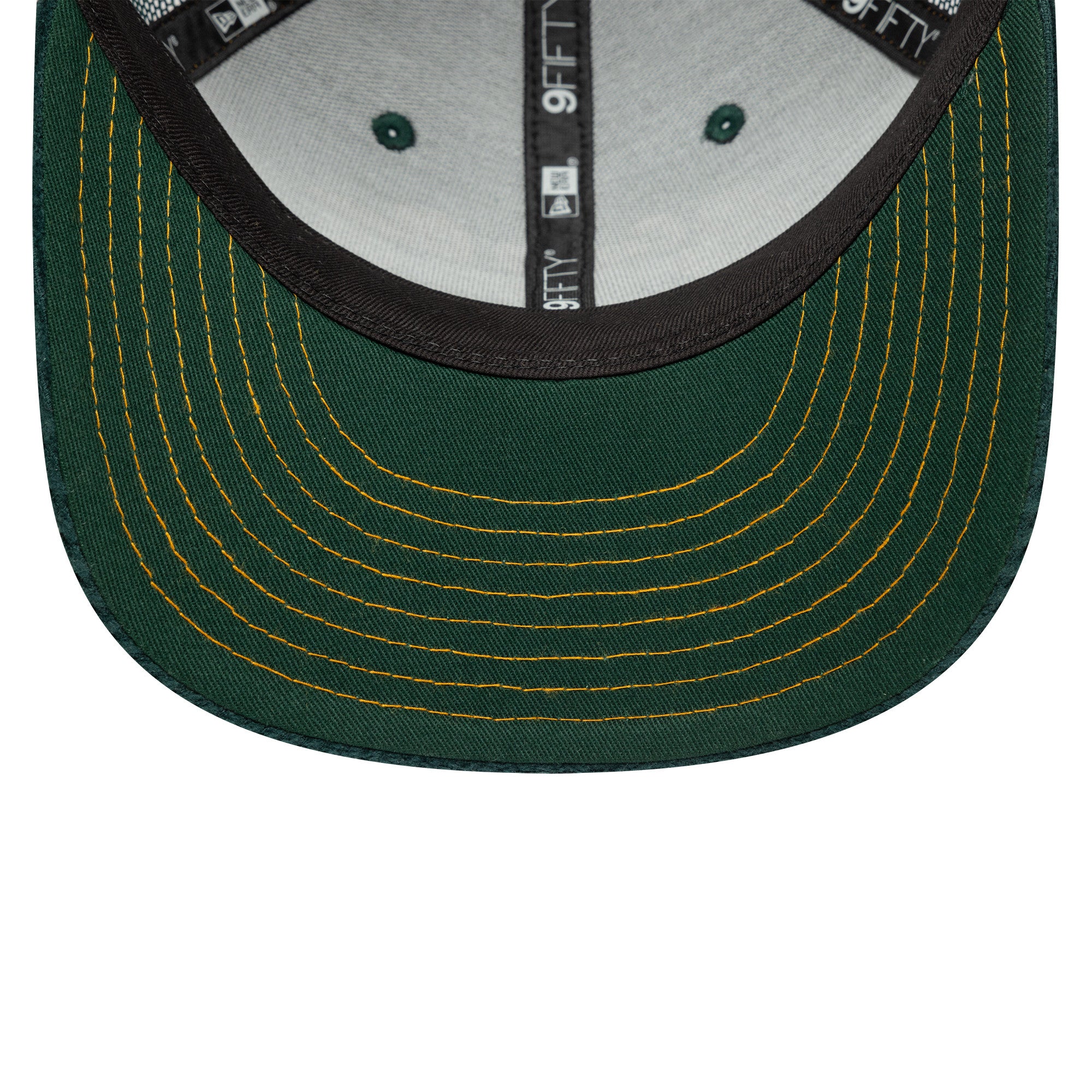 New Era - CORD - 9FIFTY Pre Curved Trucker Cap - Dark Green - Headz Up 