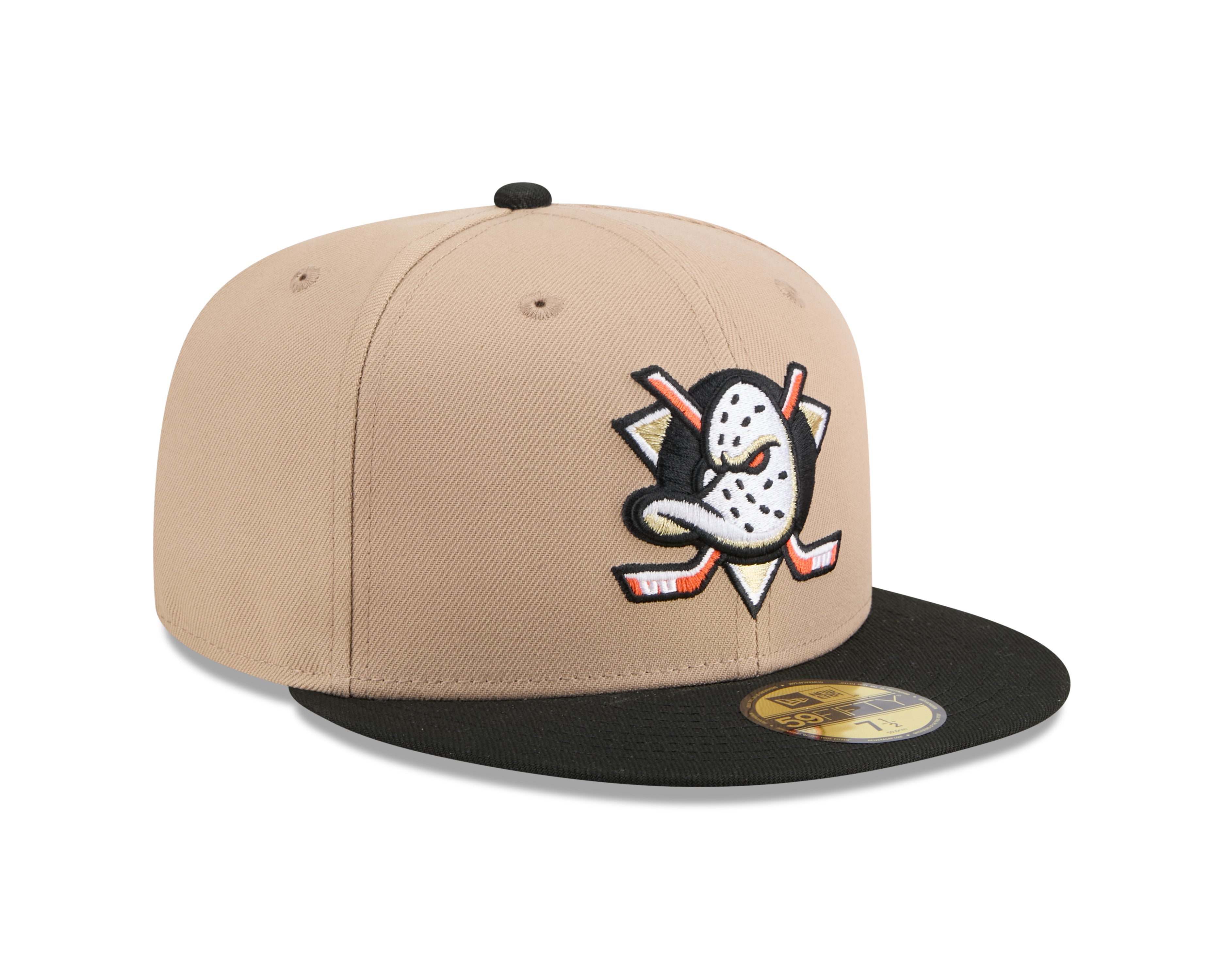 New Era 59FIFTY fitted cap med Anaheim Ducks logo i camel og sort farver, komfortabel sporthue med flad top.