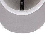 New Era 59FIFTY fitted kasket med Los Angeles Kings logo i camel og sort, sportscap med flat skygge og justerbar pasform