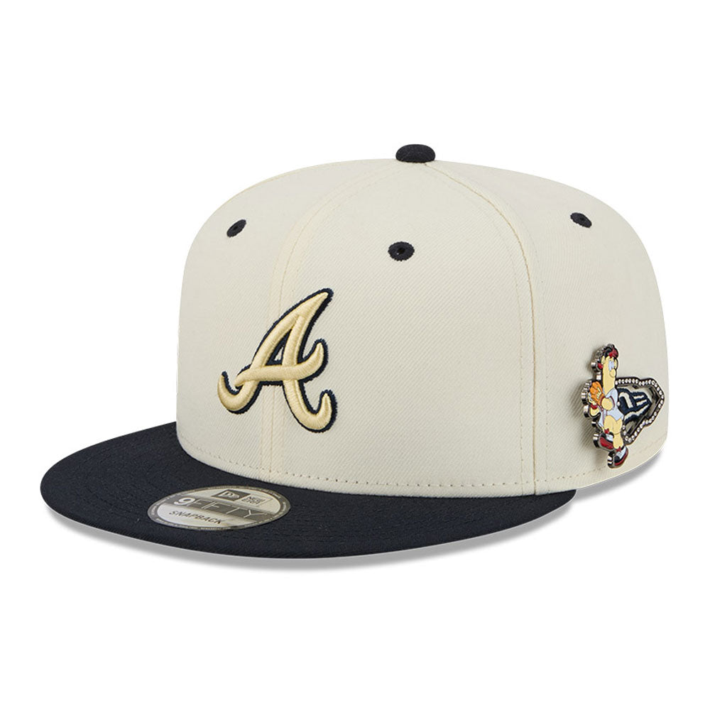 New Era - 9FIFTY Snapback - Atlanta Braves - MASCOT PIN - Chrome/Black - Headz Up 