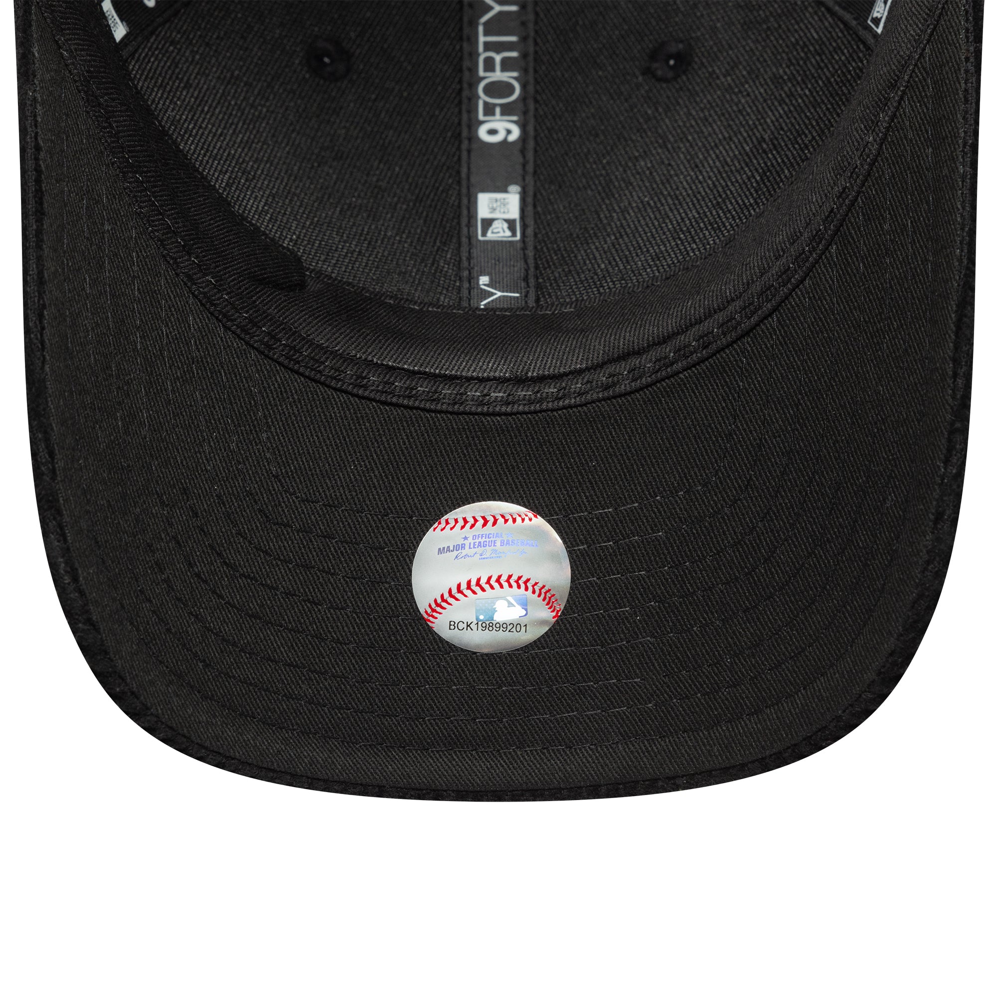 New Era - 9FORTY M-Crown - CORD - Chicago White Sox - Black - Headz Up 
