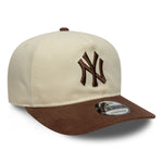 New Era - 9FIFTY A-frame Strapback - New York Yankees - SUEDE VISOR - Stone/Brown - Headz Up 