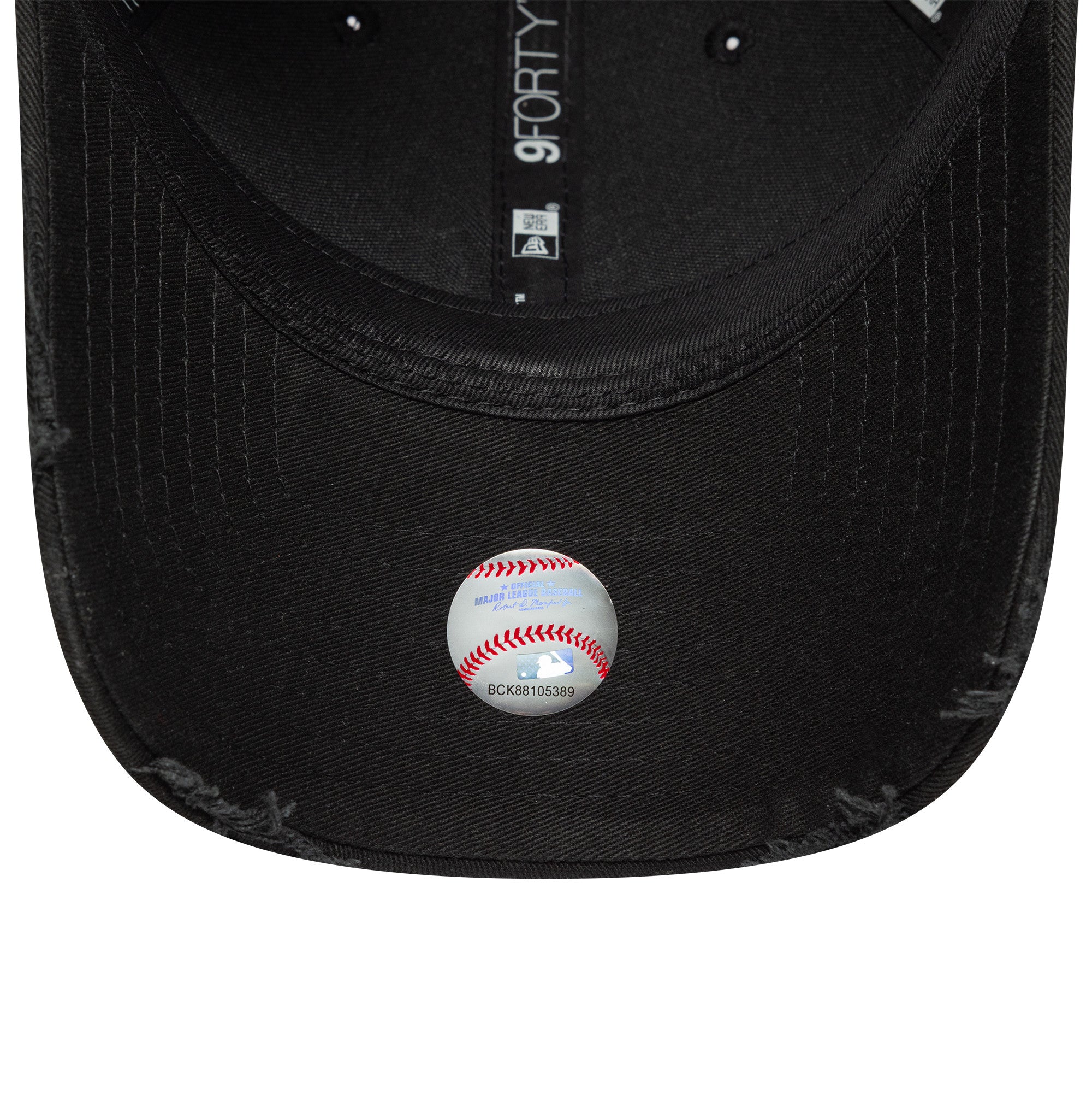 New Era - 9FORTY - WASHED DISTRESSED - New York Yankees - Black - Headz Up 