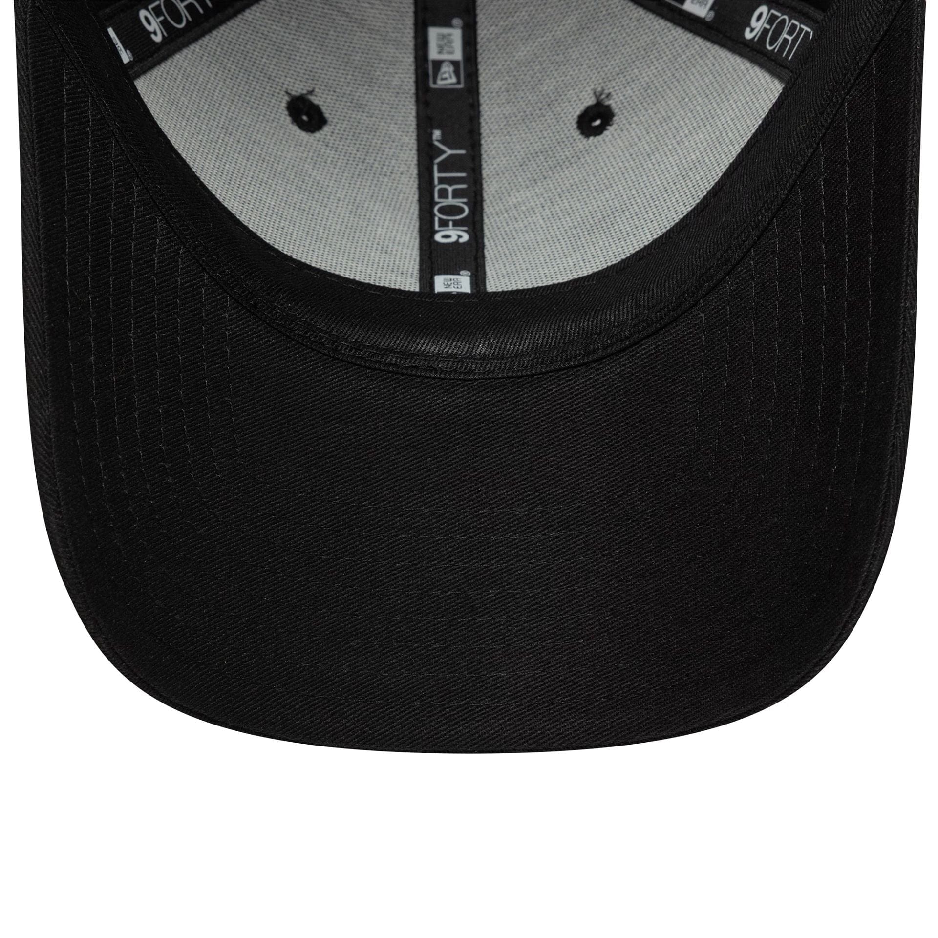 New Era - Liverpool - CORE - 9FORTY - Black - Headz Up 