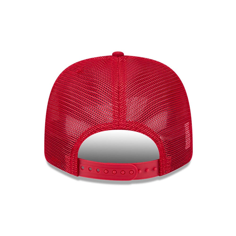 Rød New Era 9SEVENTY stretch mesh snapback cap med Chicago Blackhawks logo og justerbar snapback-ryg.