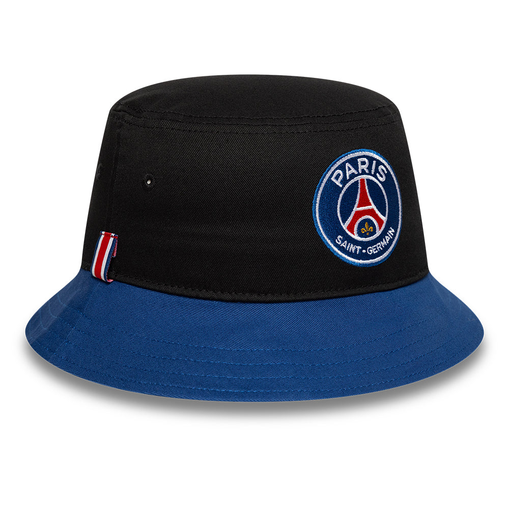 Sort og blå New Era PSG bucket hat med bred skygge og logo, velegnet til sports- og fritidstilbehør.