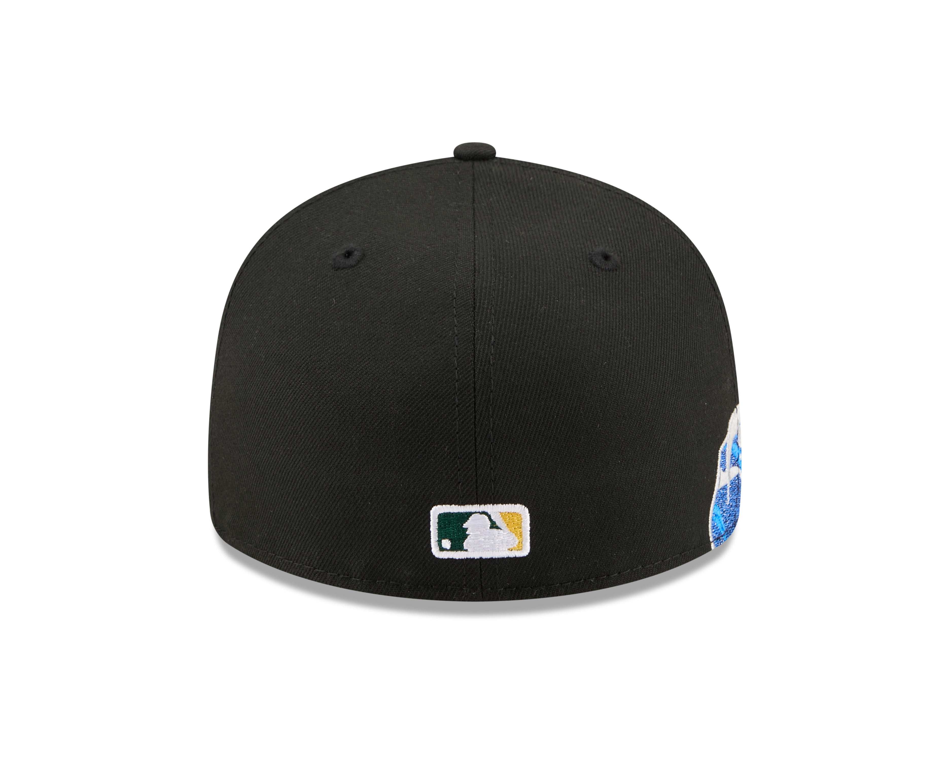 Sort New Era 59FIFTY fitted cap med Oakland Athletics-logo, VISSURF-design og flat top.