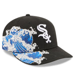 Sort New Era 59FIFTY Chicago White Sox fitted cap med logo og flat skygge, VISSURF-model, foran vises tydeligt.
