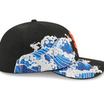 Sort New Era 59FIFTY fitted cap med San Francisco Giants logo, visning af højre side.