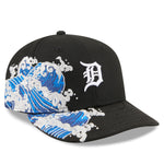 Sort New Era 59FIFTY fitted cap med Detroit Tigers logo og visurf-mønster på forsiden, afslappet sportstil.