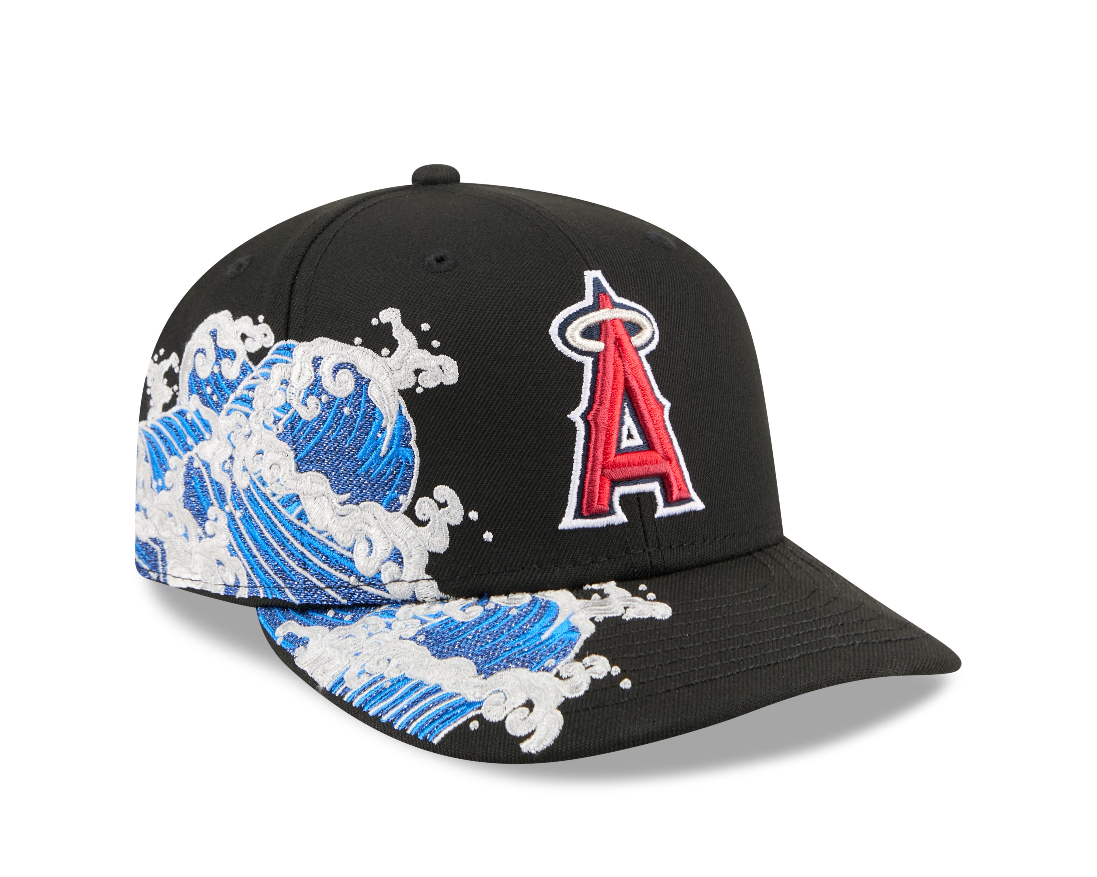 Sort New Era 59FIFTY fitted baseballkasket med Anaheim Angels logo, VISSURF design, foran set udefra.