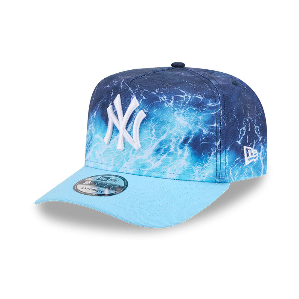 New Era New York Yankees 9FIFTY A-Frame snapback cap i pastel blå med MLB Deep Water design, justeret til komfort og stil