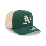 New Era Oakland Athletics 9FIFTY A-Frame cap i grå med sportligt design og logo front.