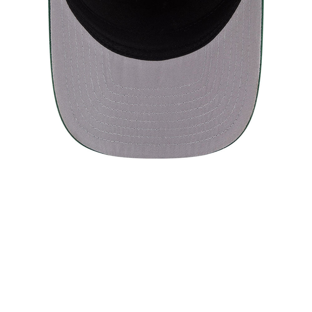 Sort New Era Oakland Athletics 9FIFTY A-Frame cap med grained tekstur og justerbar rem foran, sportstil.