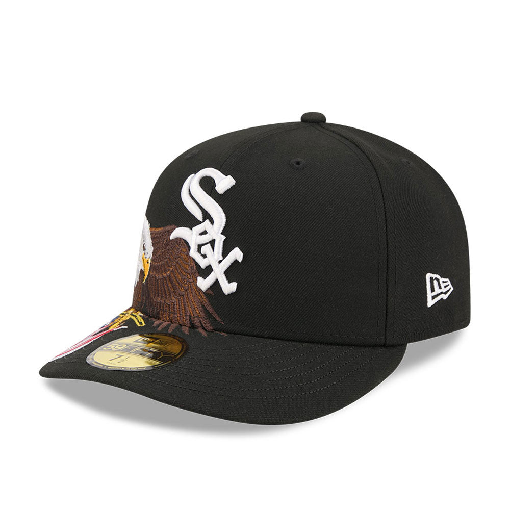 Sort New Era 59FIFTY fitted cap med Chicago White Sox logo og Eagle-design, perfekt til baseball fans.