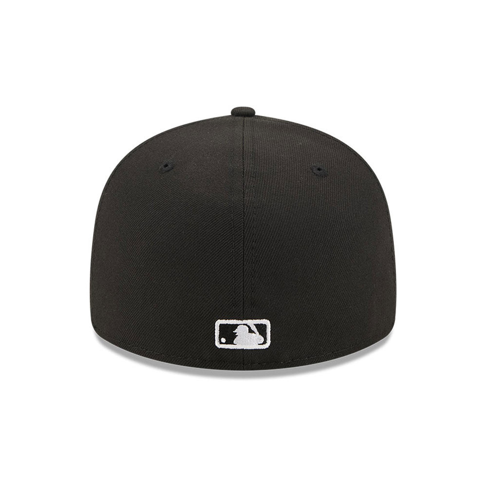 Sort New Era 59FIFTY fitted baseballkasket med Yankees logo og ørn design, perfekt til sportsfans.