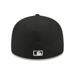 Sort New Era 59FIFTY fitted cap med Detroit Tigers logo og eagle-design, perfekt til baseballfans.