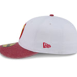 New Era 59FIFTY fitted cap til Houston Rockets i hvid og rød med Hardwood Classic design, vises fra side.