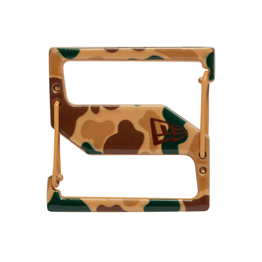 Camouflage New Era cap clip, accessories for caps, med camouflage mønster og justerbar lås, tilbehør til hætter.