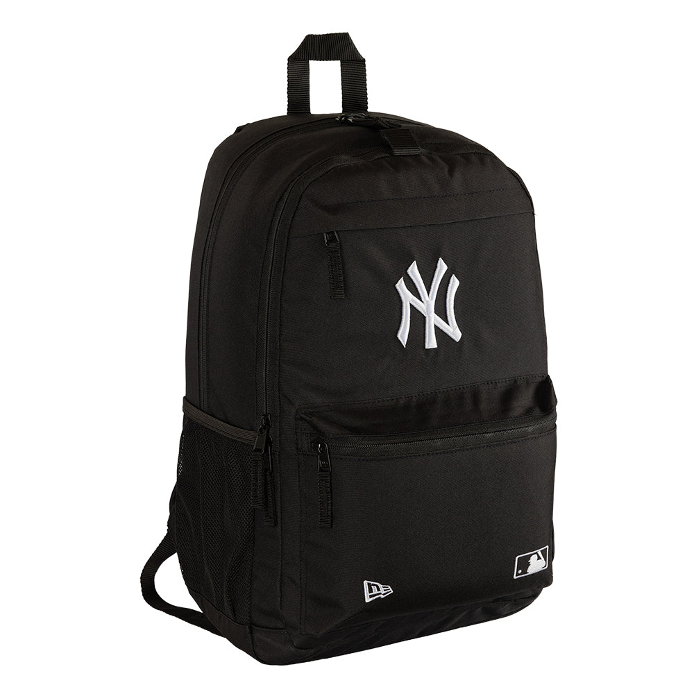 Sort New Era MLB Delaware taske med Yankees-logo, rummelig skuldertaske i sporty design.
