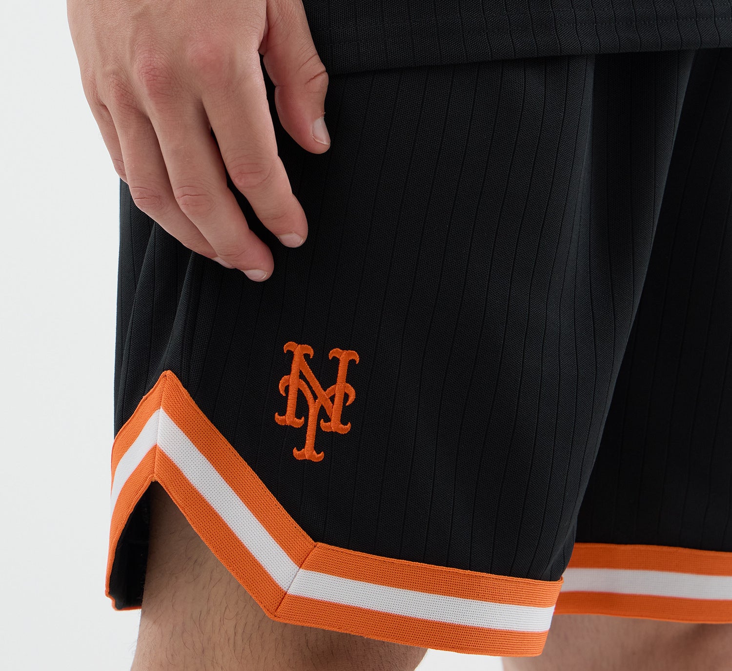 New Era - New York Mets - MLB ARCH OS Shorts - Black - Headz Up 