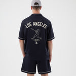 Navy New Era MLB Graphic Revere T-shirt med Los Angeles Dodgers logo og baseball-design.
