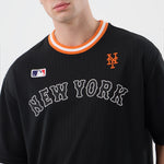 Sort New Era MLB ARCH oversize T-shirt med Mets-logo til mænd, afslappet og sporty design.