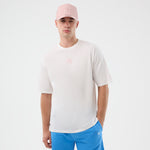 Hvid og lyserød New Era MLB LE MIDI oversize T-shirt med Yankees logo, afslappet stil, foran set.