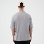 Grå New Era MLB Waffle Box T-Shirt med Mets-logo foran, komfortabel baseball-inspireret T-shirt.