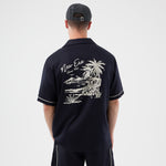 Navy New Era NE GRAPHIC REVERE T-Shirt med logo og grafisk print foran, afslappet herretøj, casual stil.