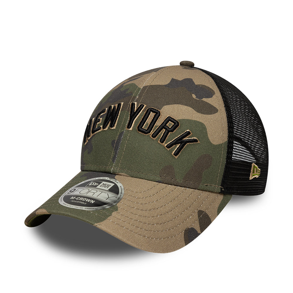 Dækkes med New Era 9FORTY M-CROWN New York Yankees kasket i woodland camo med "Wordmark" logo.
